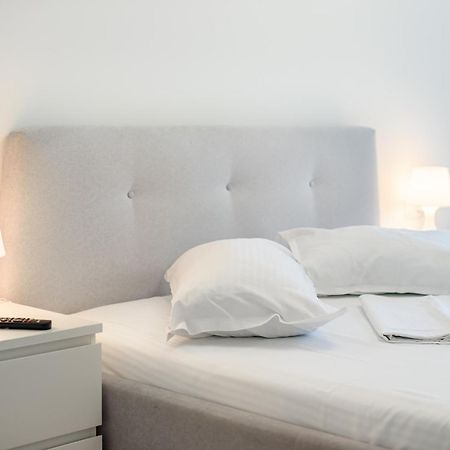 Azure Sea Apartments - Bychoice มามายา ภายนอก รูปภาพ