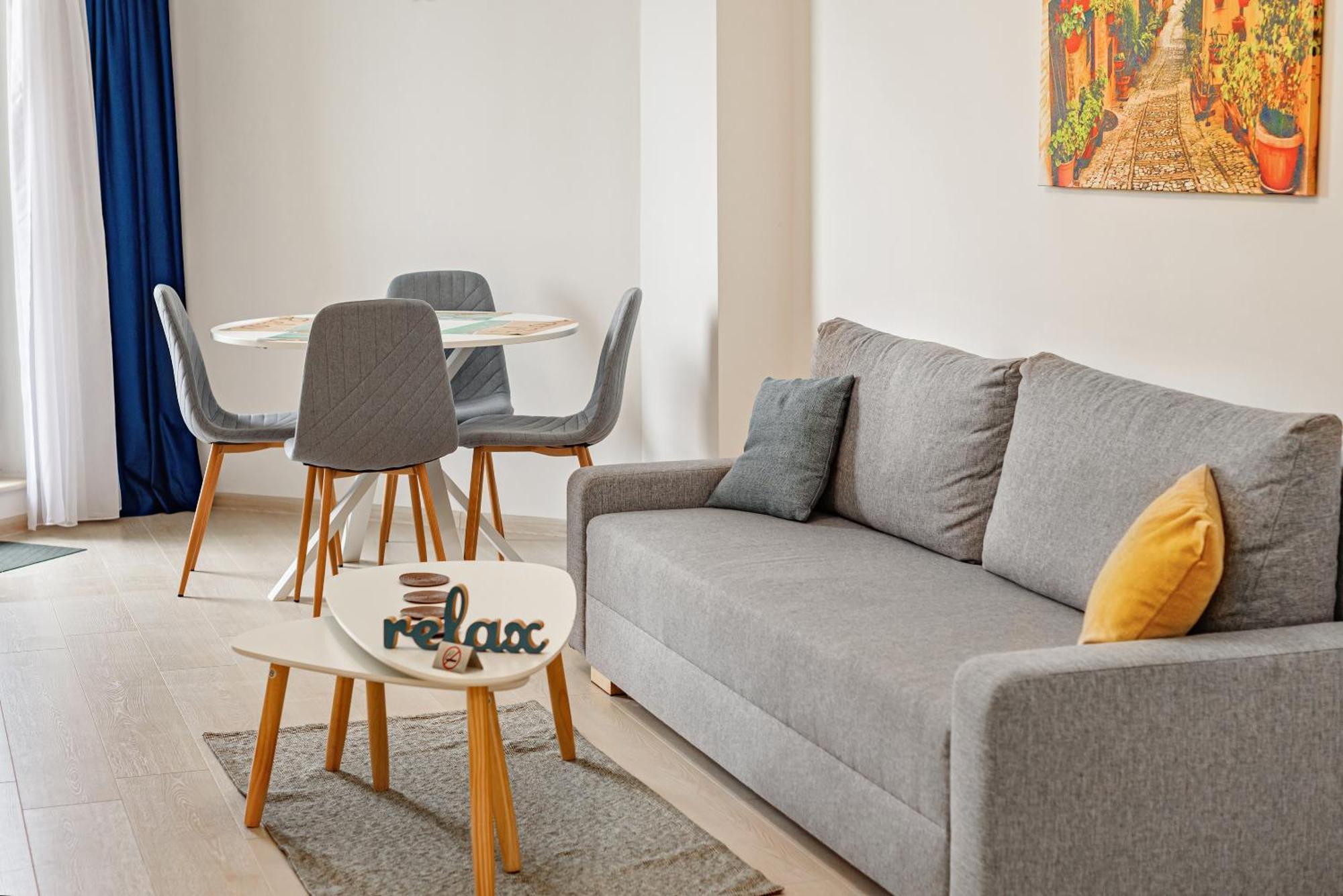 Azure Sea Apartments - Bychoice มามายา ภายนอก รูปภาพ